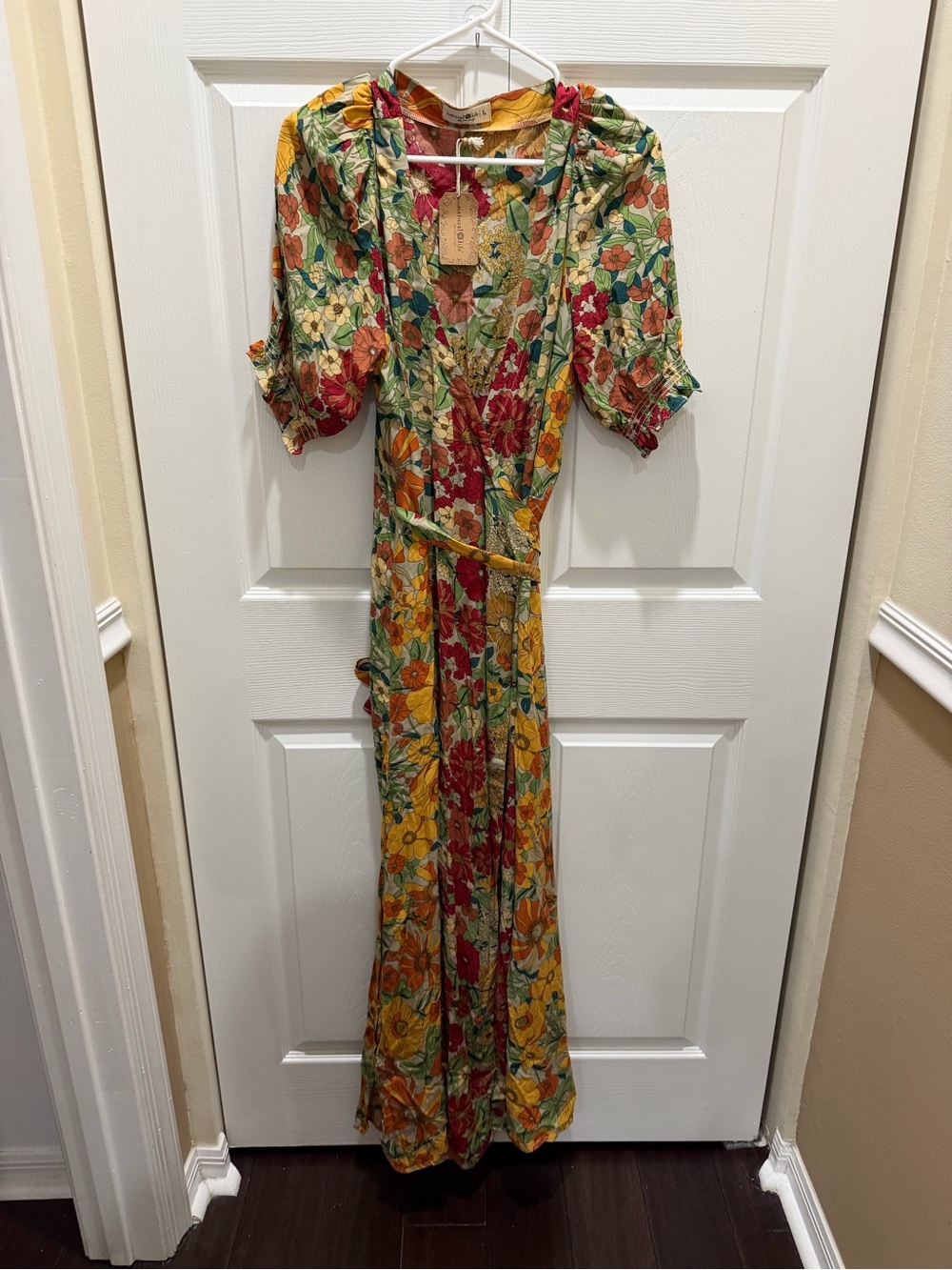Natural Life Sophia Wrap Maxi Dress in gold vintage floral print large NWT - Picture 5 of 8